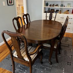 Vintage Solid Cherrywood Table and Six Chairs Set