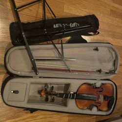 Gibson Baldwin Violin with case and music stand