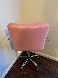 Salon chair