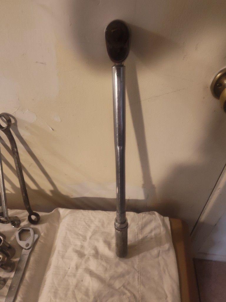 Snap On 30-200lb Torque Wrench