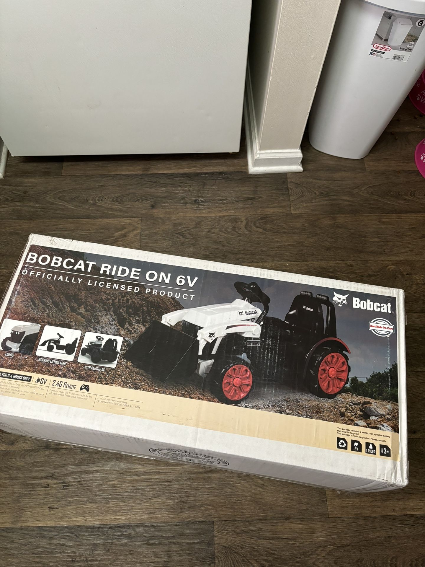 Bobcat Excavator Ride on car