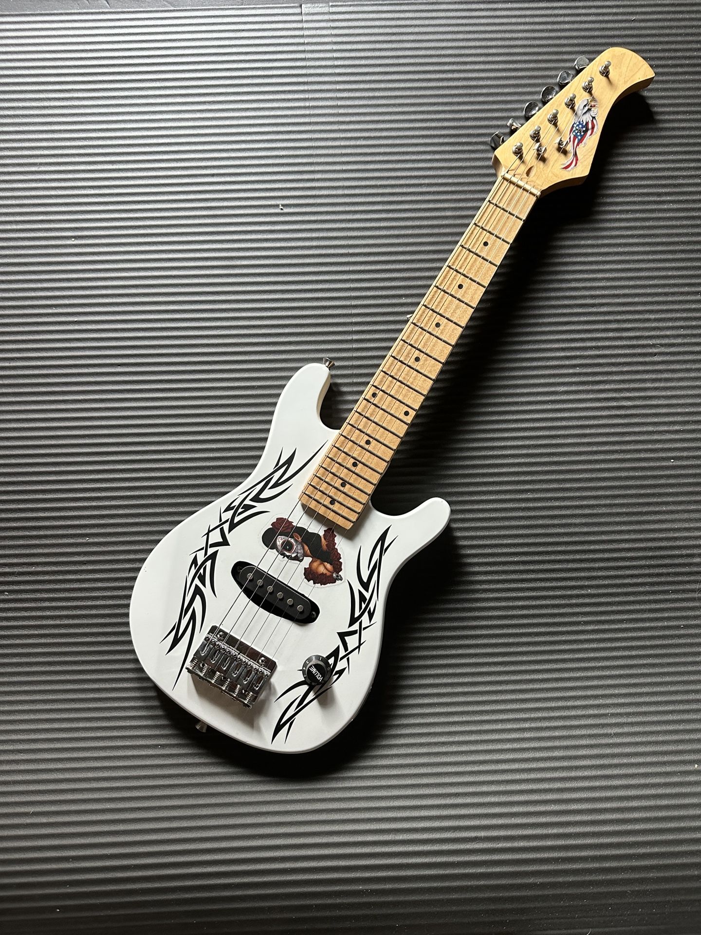 Tiny Guitar