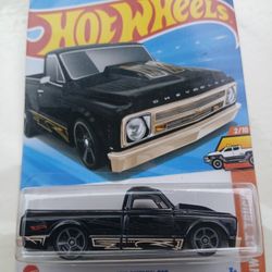 Hot Wheels Hot Trucks '67 Chevy C10