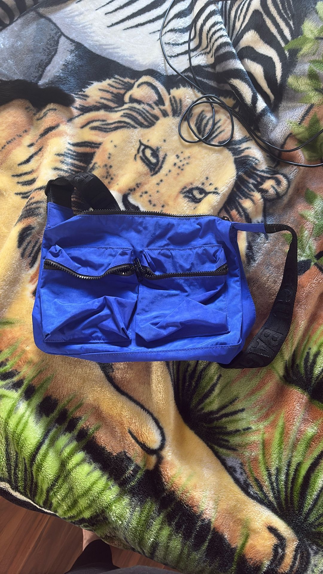 Baggu Messenger Bag