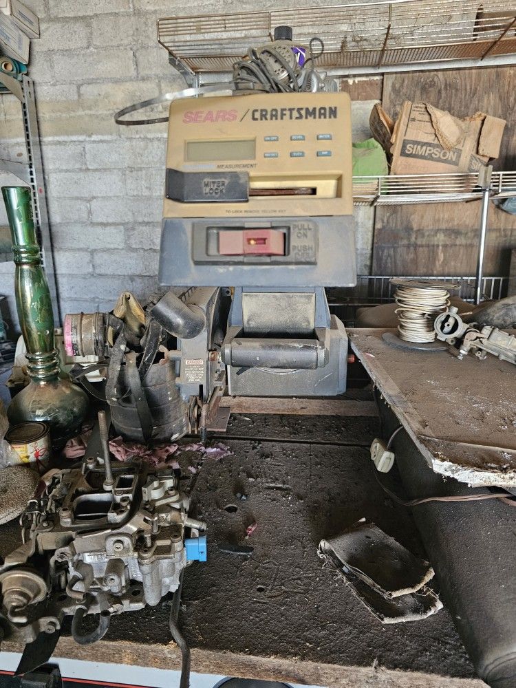 Electric Saw With Table Drawers