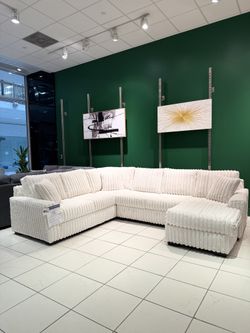 Oversized Cream Corduroy U-Sectional 🍦w/ Reversible Chaise 🤯