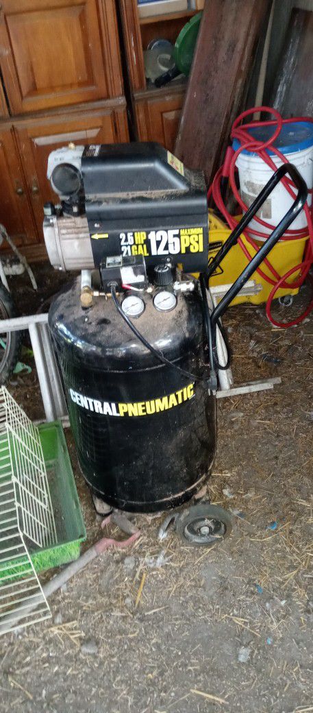Central pneumatic Compressor