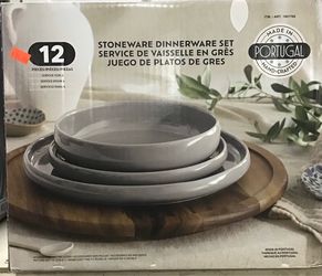 Dinnerware Set 12pc