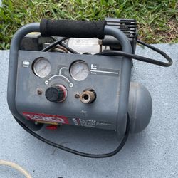 Senco Oil-free Air Compressor