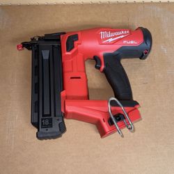 Milwaukee M18 FUEL 18-Volt Lithium-Ion Brushless Cordless Gen II 18-Gauge Brad Nailer (Tool-Only)