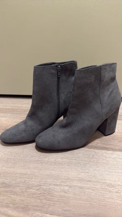 Women’s Gray Ankle Boots – Chunky Block Heel & Side Zip