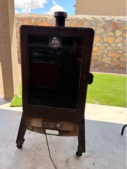 Pit boss smoker
