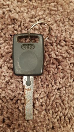 Audi key uncut