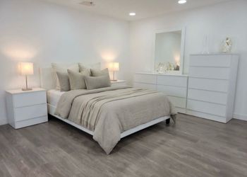 Bedroom set . Stylish and comfort for your home ! - Juego de cuarto ¡ Estilo y comodidad para su hogar !