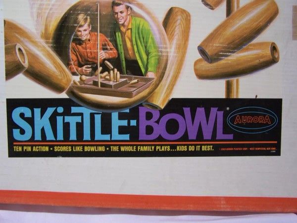 Vintage Original Skittle Bowl by Aurora 1969 Ten Pin Action Bowling Game w/Box