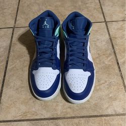 Air Jordan 1 Blue Mint