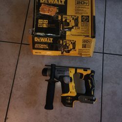 DEWALT
ATOMIC 20V MAX Cordless Brushless Ultra-Compact 5/8 in. SDS Plus Hammer Drill (Tool Only)