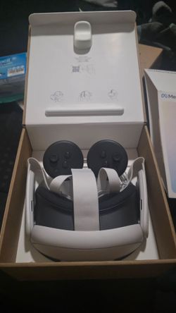Meta Quest 3 512GB VR Headset + Accessories