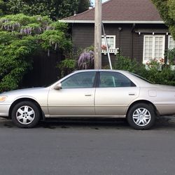 2000 Toyota Camry