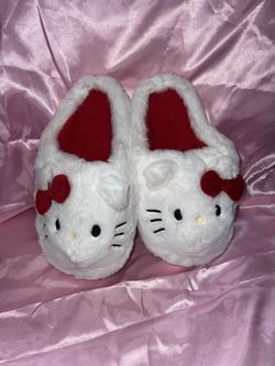Hello Kitty Slippers New 