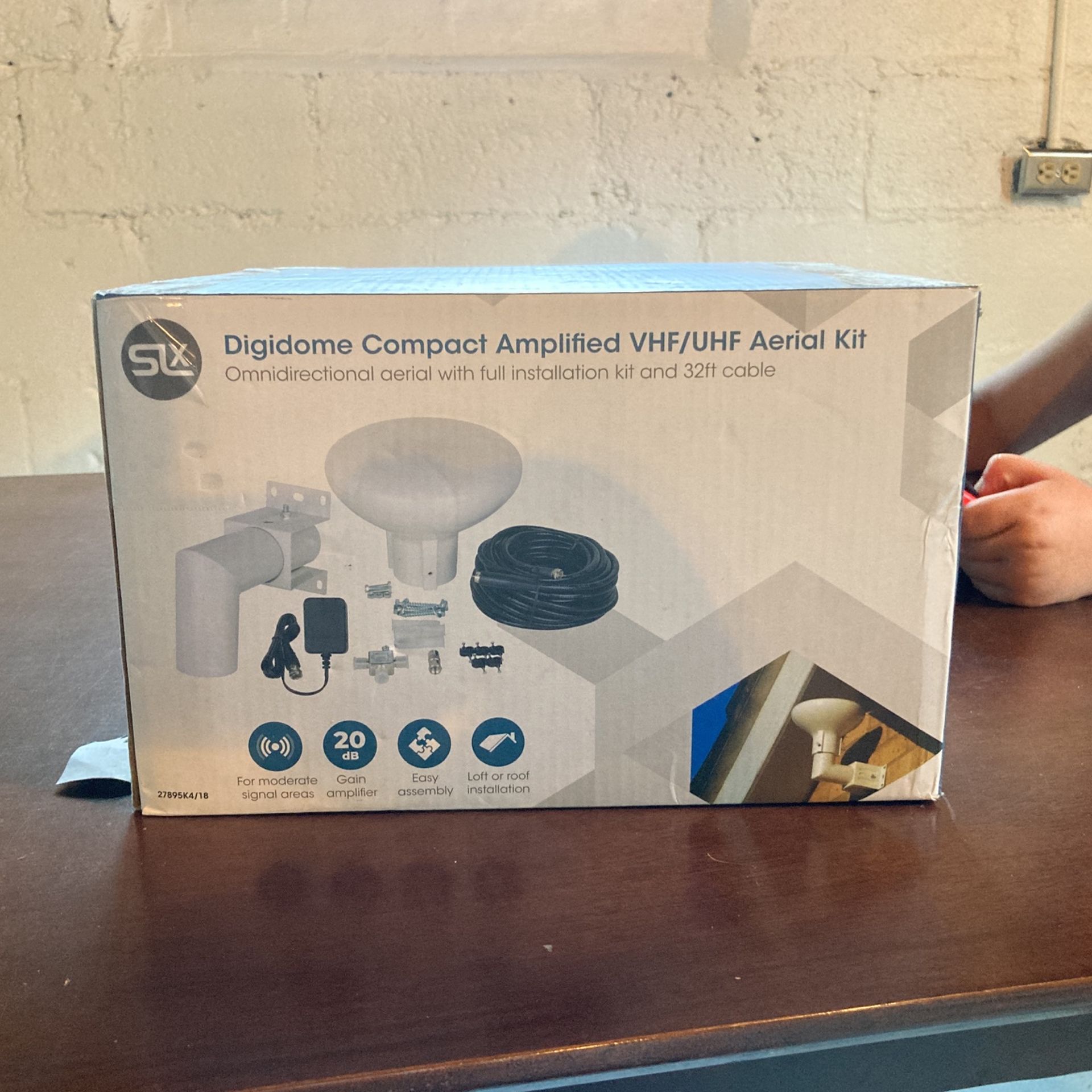 VHF/uhf Amplifier
