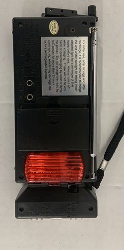 Vintage Dynamo & Solar, Battery & Crank AM/FM Radio Receiver For Survival