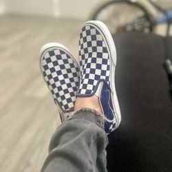 ‼️NEW‼️ 🔥NEVER-WARN🔥 Vans { Checkered Slip-ons }