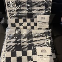 New Pair Of Mackenzie- Childs Tartan Hand Towels Please Read Post Before Messaging 