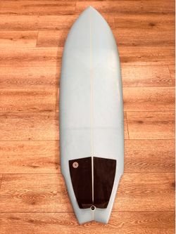 6’2” Hybrid Performance Fish Surfboard (2+1)