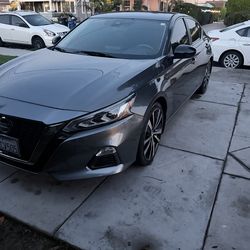 2020 Nissan Altima