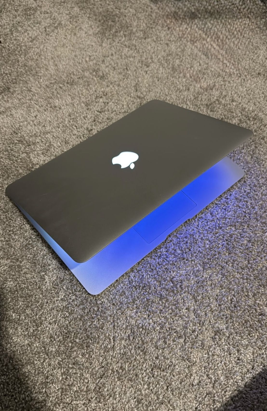 2017 MacBook Air 13-inch in Perfect Condition