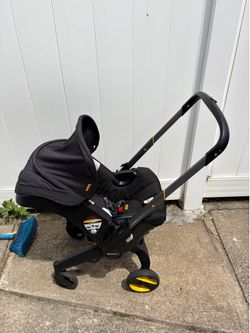 Doona + Infant Car Seat Stroller Base