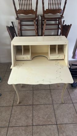 Ethan Allen writing desk