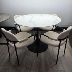 Dining Table And Chairs NEW 