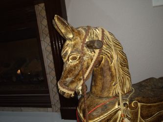 Trojen rocking horse