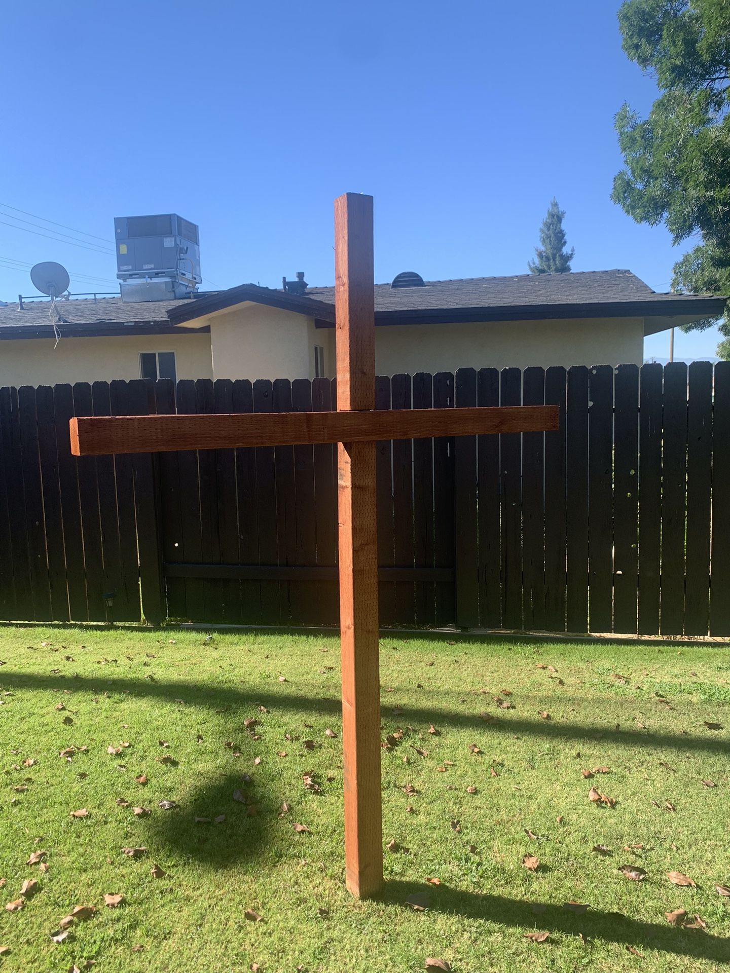Wooden Cross (Yard)