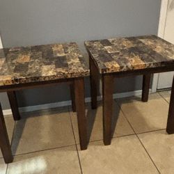 2 Beautiful End Tables 