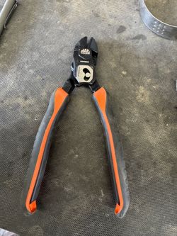 Mac tools cutting pliers