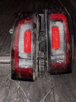 Tail Lights Gmc Yukon