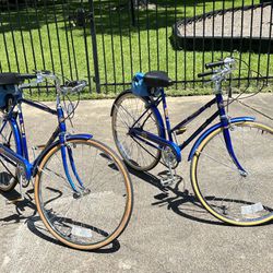 Vintage His And Her Free Spirit Cruiser Bikes 