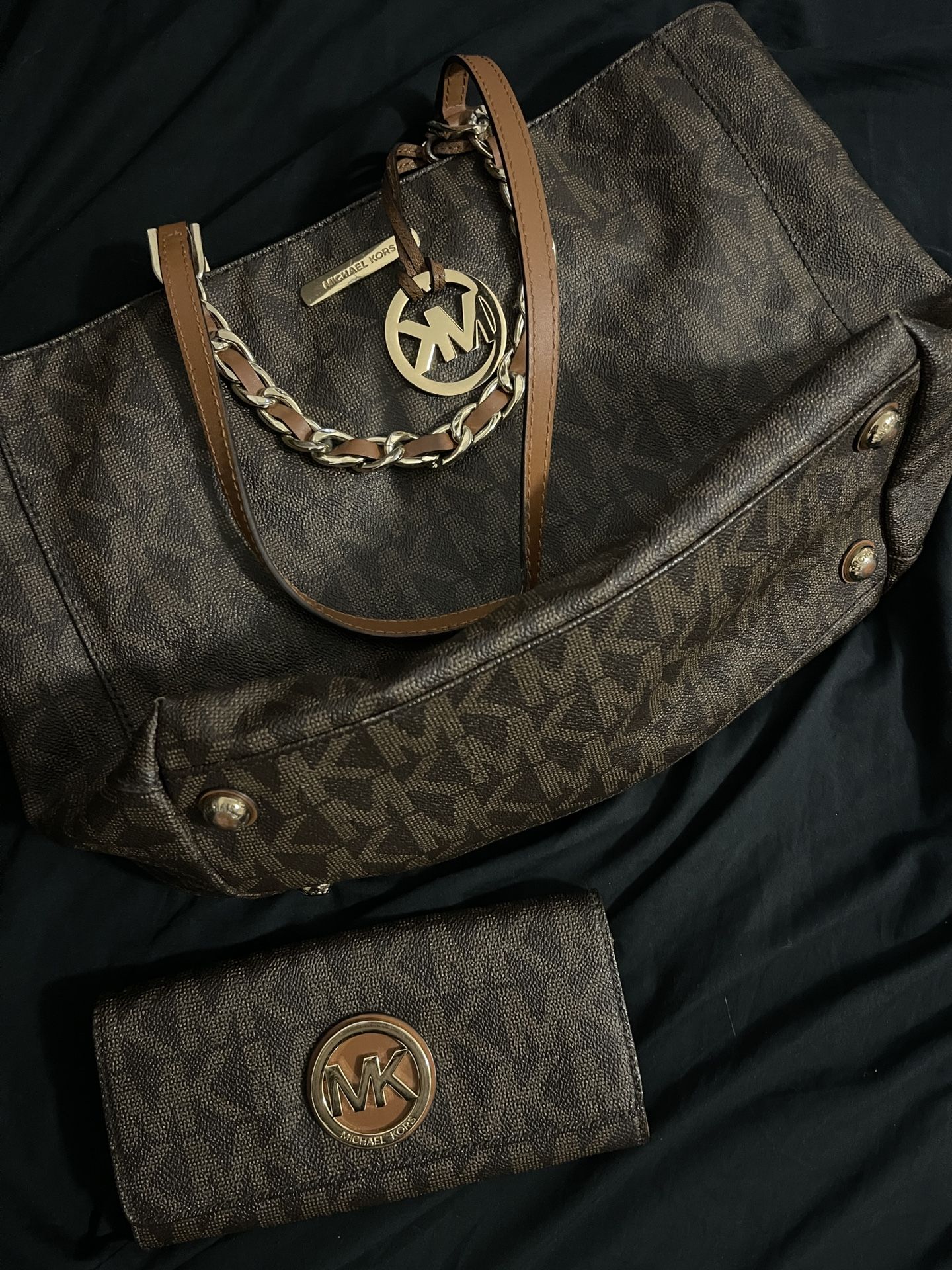 Michael Kors Purse & Wallet 