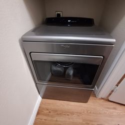 Whirlpool Electric Dryer