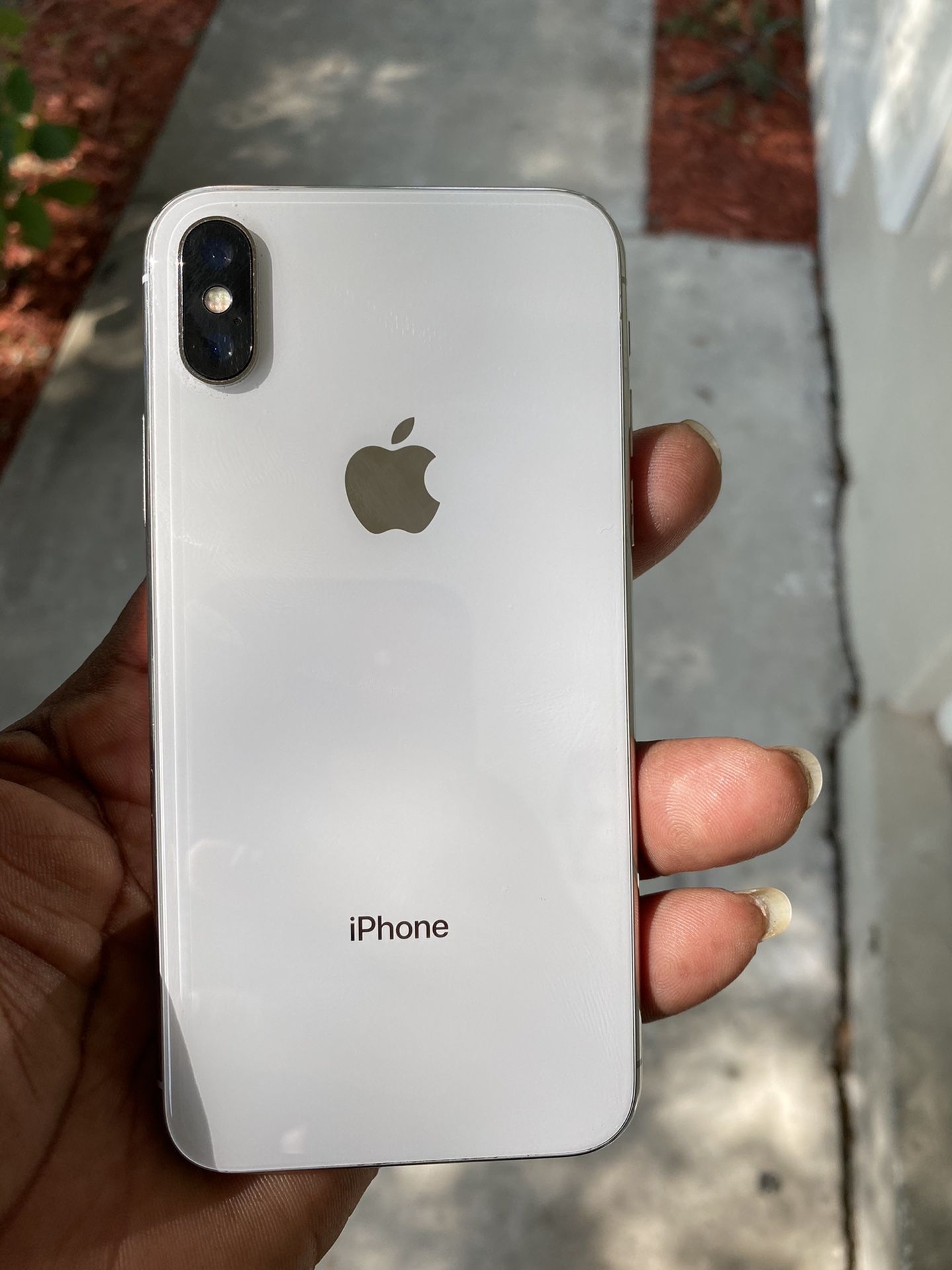 Sprint iPhone X like new 64gb clean IMEI unlocked via Gevey rsim for T-Mobile, Simple mobile, AT&T, Cricket, Metropcs,