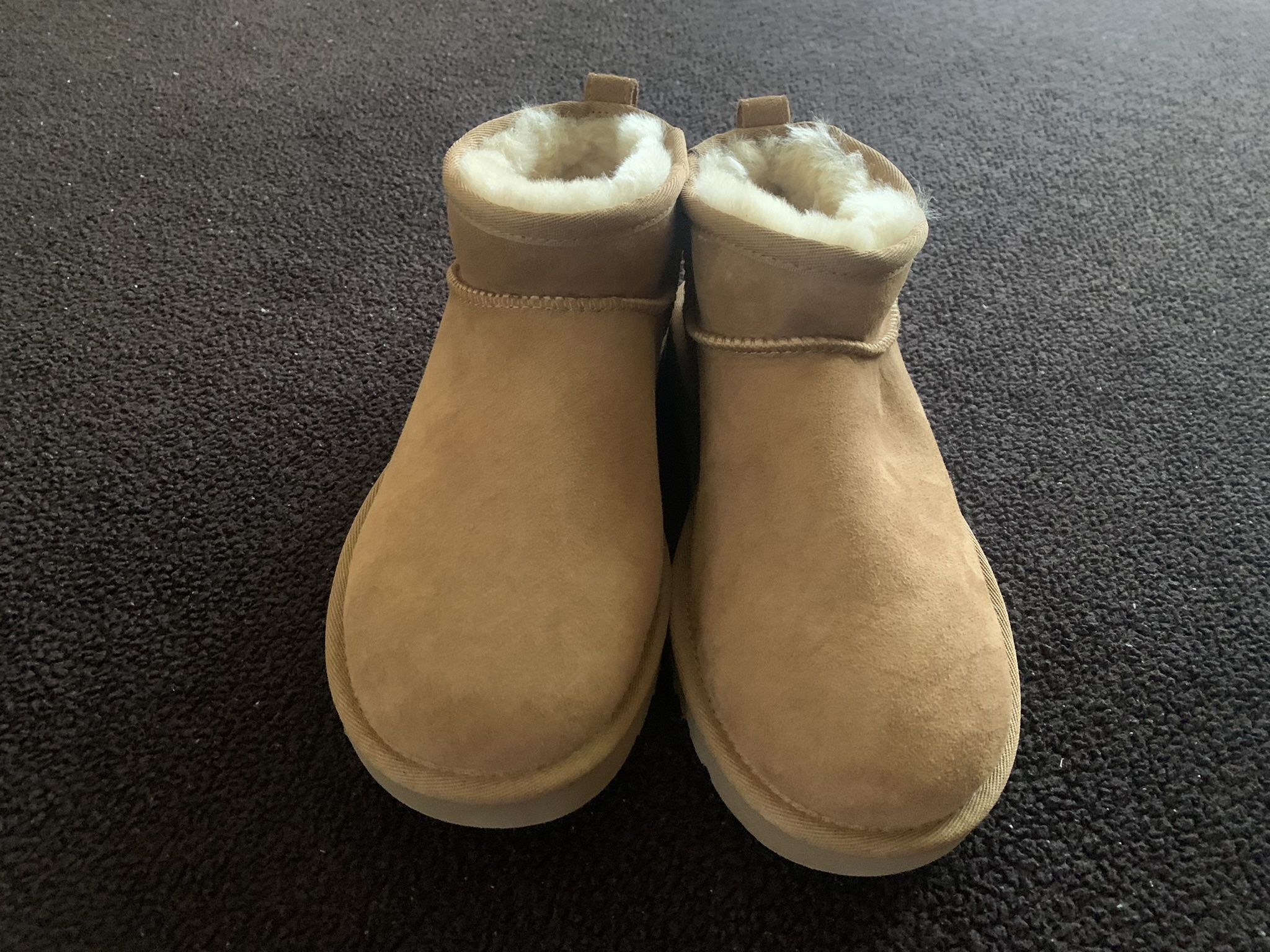 Ugg CLASSIC ULTRA MINI 7