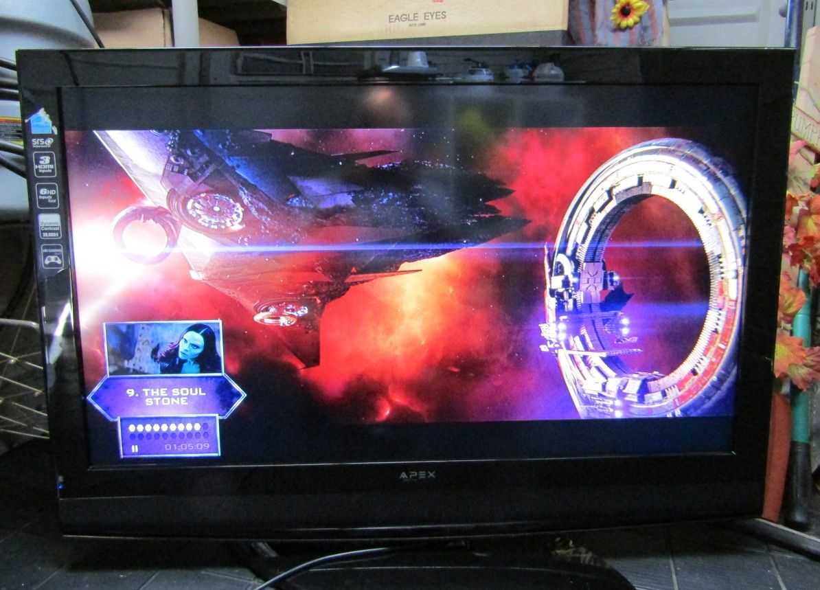 40 inch Apex digital LCD TV with remote