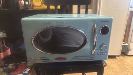 nostalgia electrics microwave