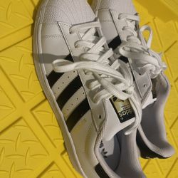 Adidas superstar Sneakers  - Men’s Size 9