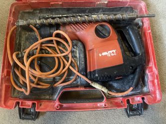 Hilti Hammer Kit with 3 Drill Bits
