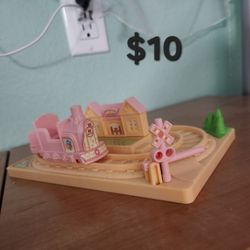 Calico Critters ride on train for critter kids