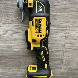 DEWALT 20V MAX XR Cordless Brushless 3-Speed Oscillating Multi Tool (Tool Only
